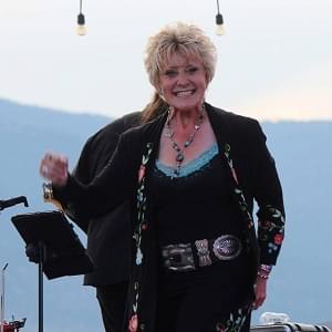 Country music artist Lacy J. Dalton returns to Bakersfield, talks the evolution of country music