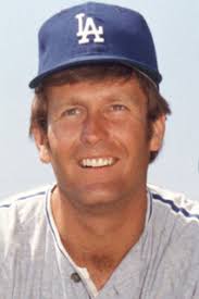 Dodger Legend Tommy John Tells Kids … Play Everything