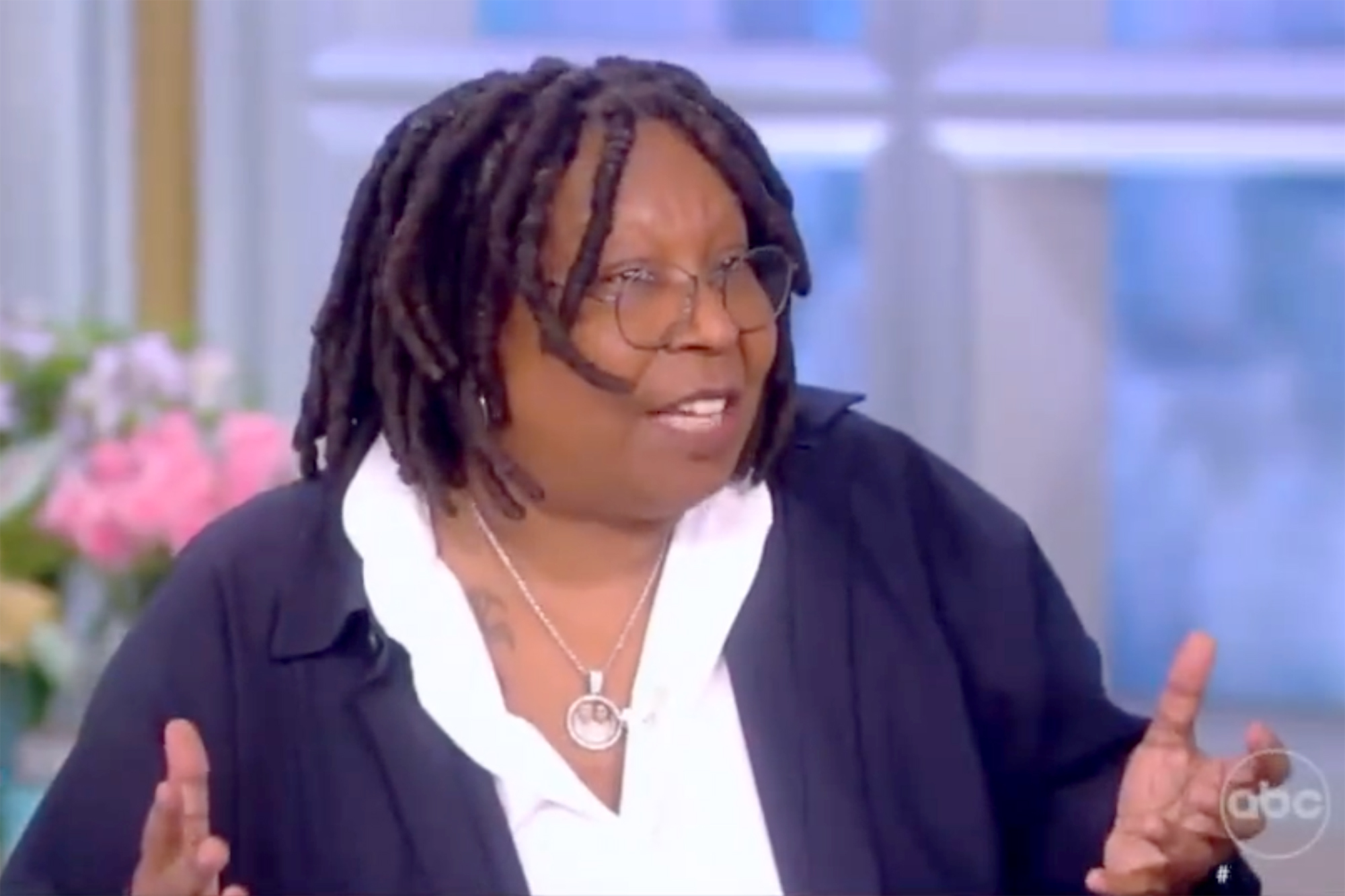 Whoopi Apologizes For Her Insensitive Holocaust Comments