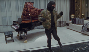 Drake – Toosie Slide (Music Video