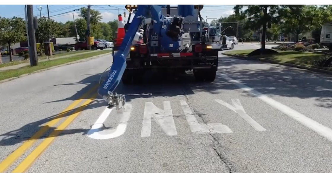 Road painting is dangerous, but this robot can do it
