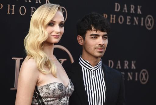 Joe Jonas & Sophie Turner Getting Married in France…thanks, Dr. Phil!