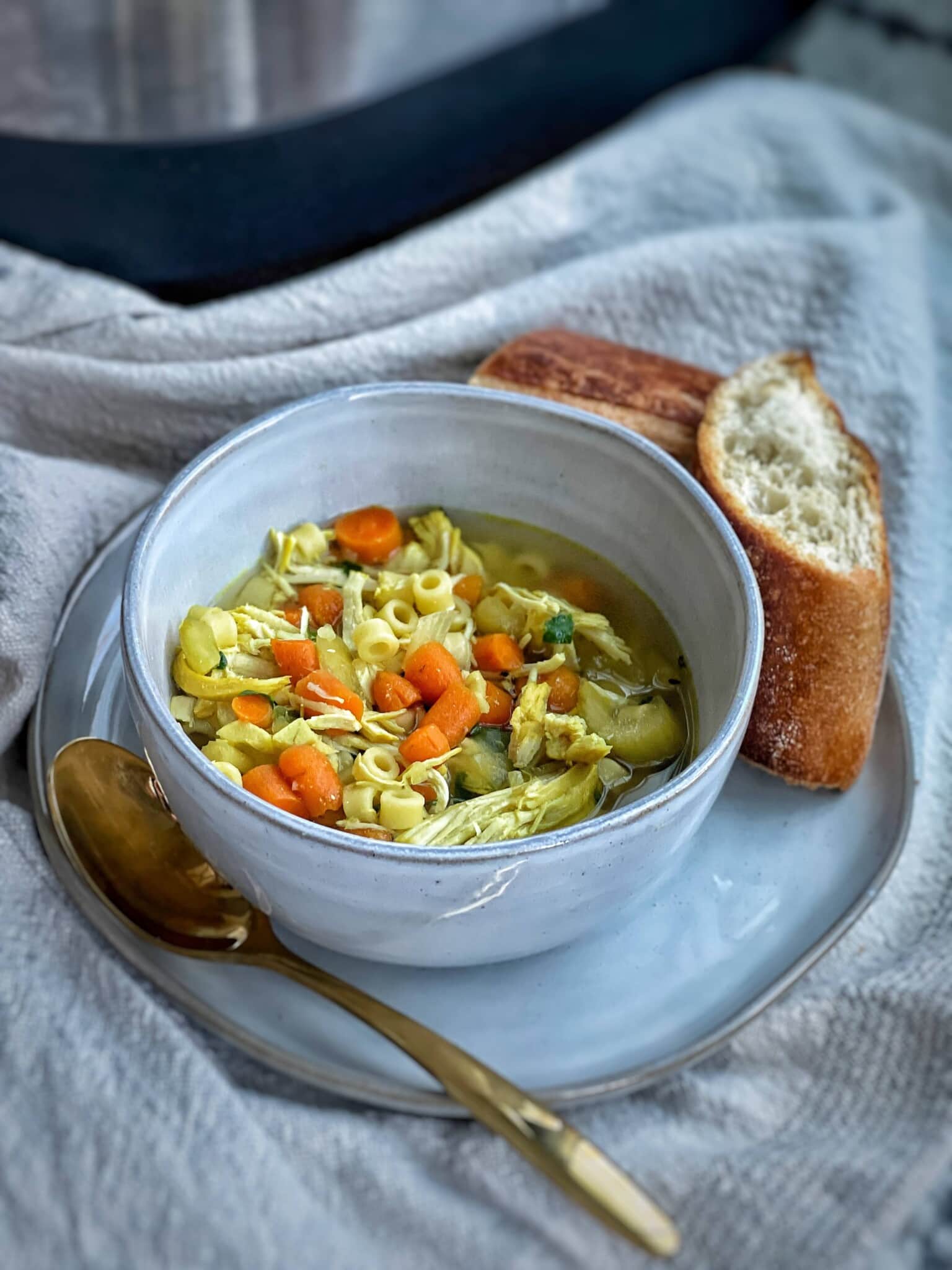 Slow Cooker Healthy Chicken Soup