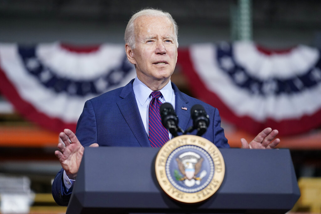 Biden starts program to provide discounted internet service