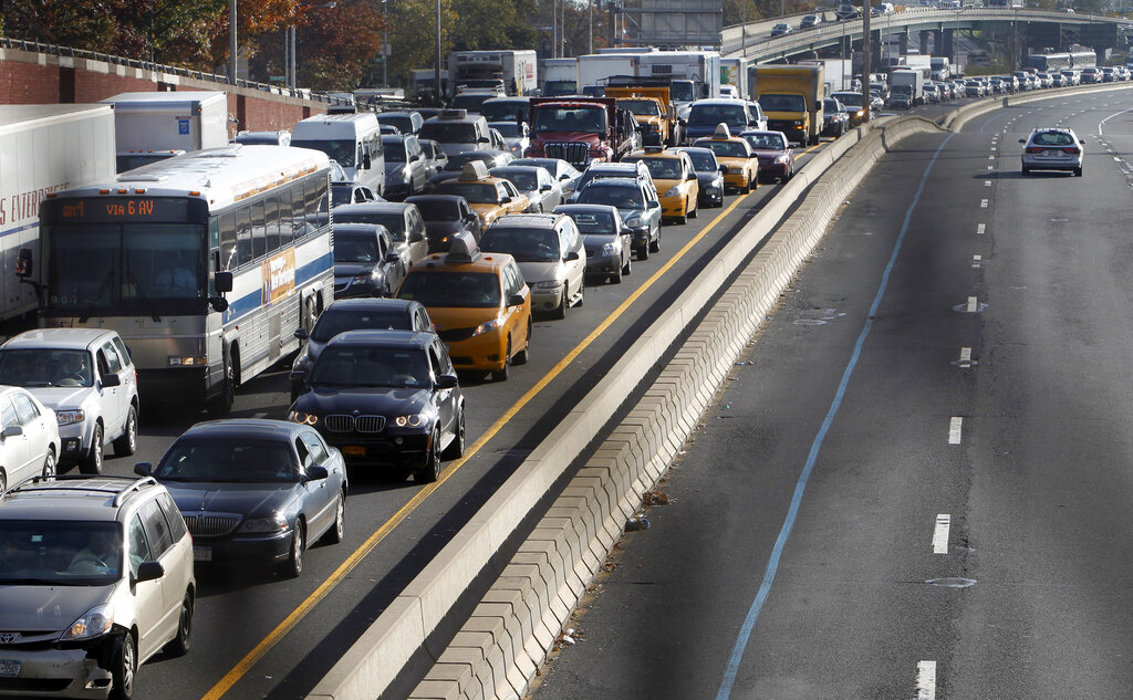 Hochul suspends construction related lane closures for July 4th holiday