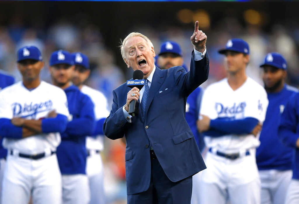 Vin Scully, Dodgers broadcaster for 67 years, dies at 94