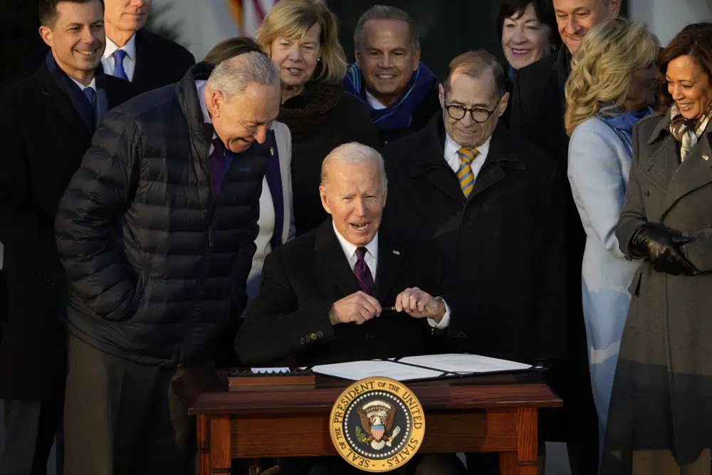 Biden signs gay marriage bill at White House ceremony