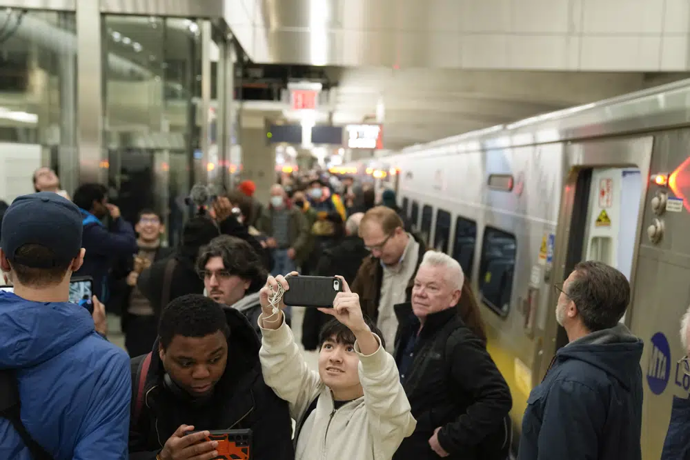 Grand Central annex opens