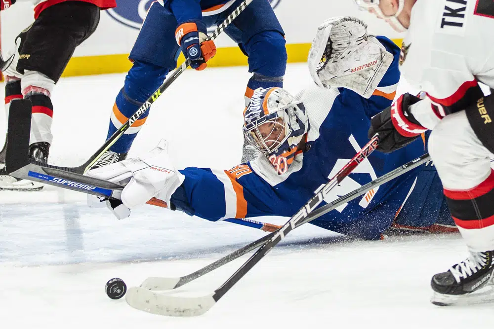 Senators beat Isles in shootout, 3-2