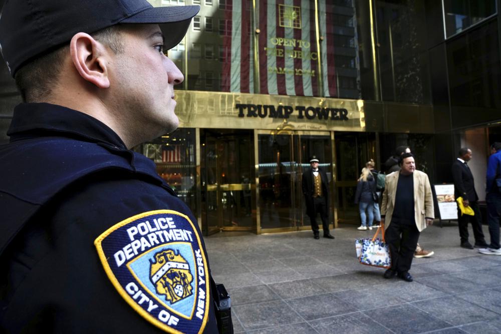 AP sources: Manhattan DA postpones Trump grand jury session