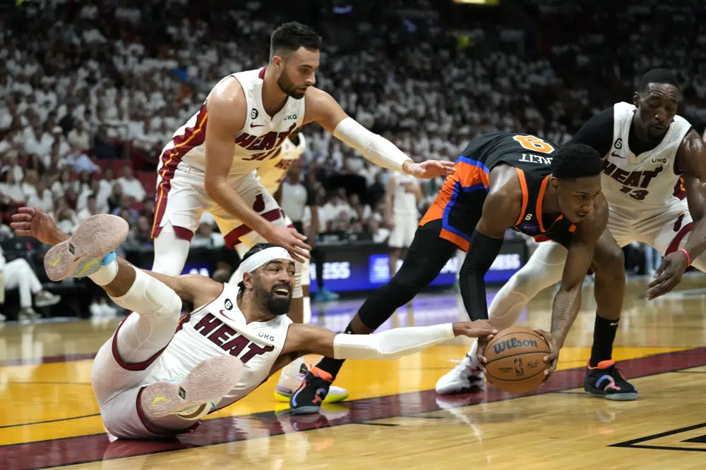 Heat take 3-1 lead, hold off Knicks 109-101 for Game 4 win