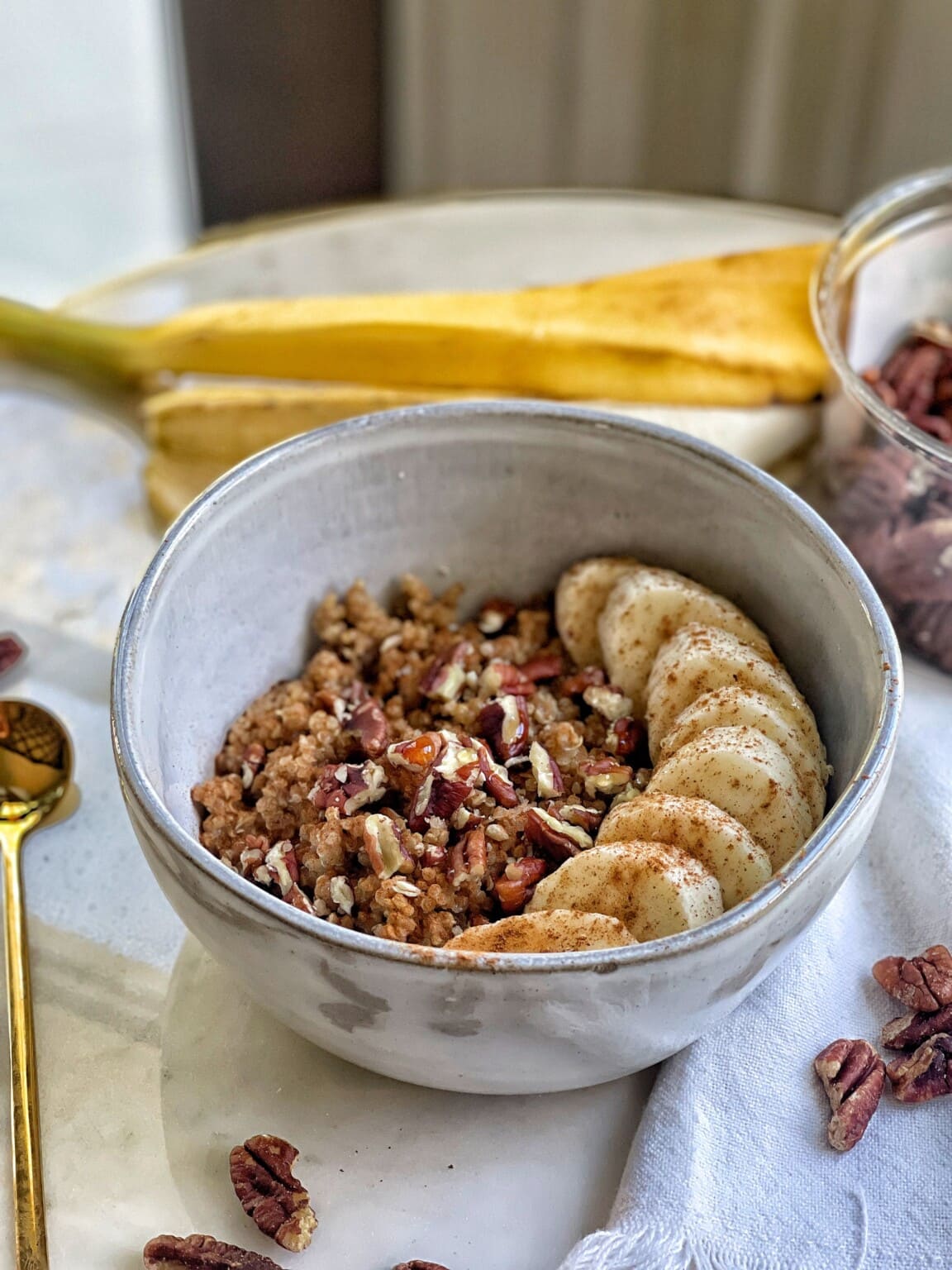 Sweet Quinoa Breakfast Oatmeal