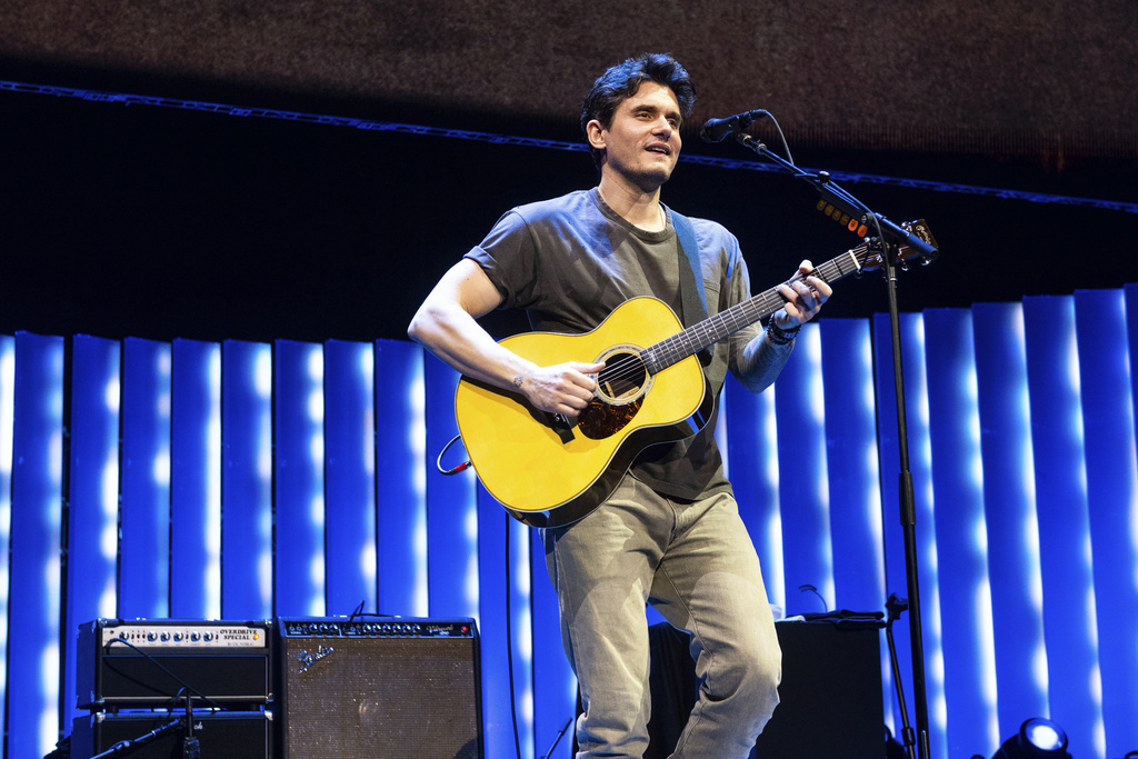 Ed Sheeran & John Mayer Perform Together