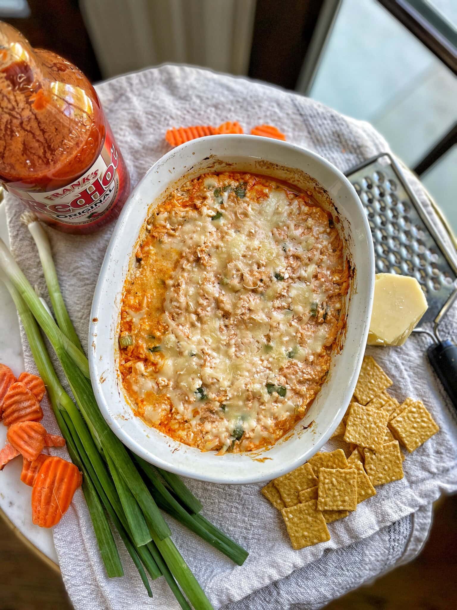 Lightened-Up Buffalo Chicken Dip