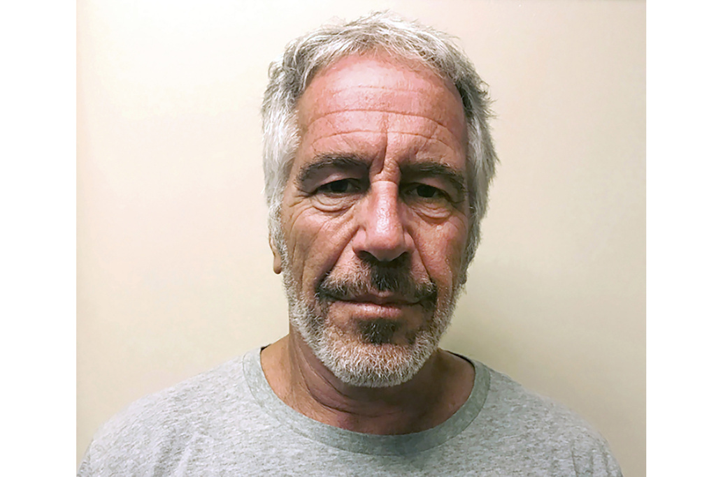 Trump seeks quick Murdoch deposition in Wall Street Journal lawsuit over Epstein story