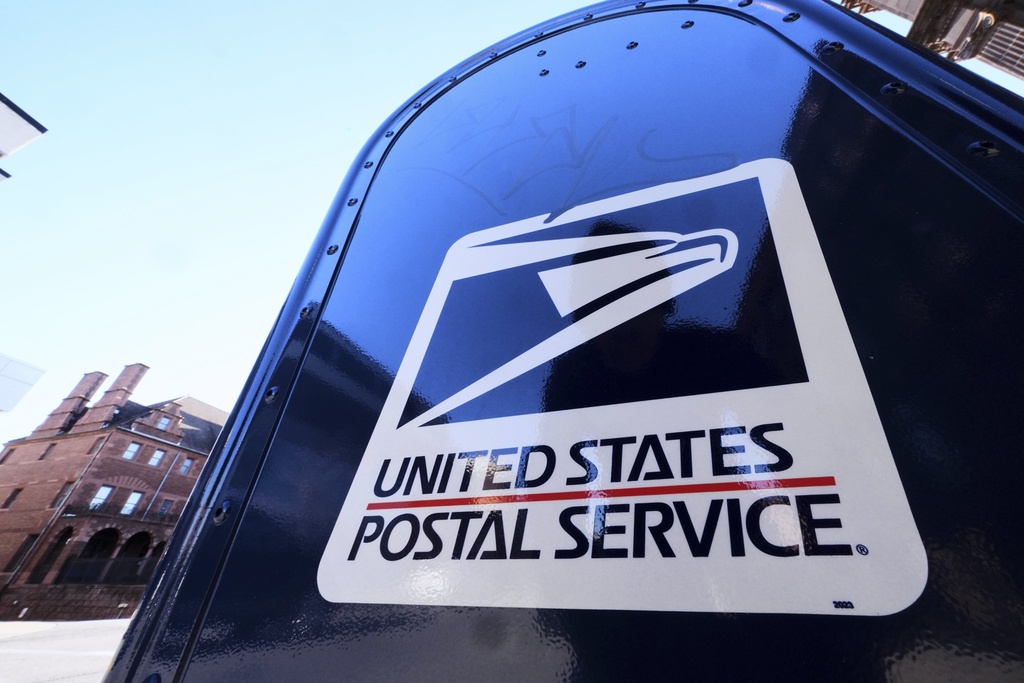 Postal Worker Arrested in Wantagh for Mail Theft, Cocaine Possession Postal Worker Arrested in Wantagh for Mail Theft, Cocaine Possession