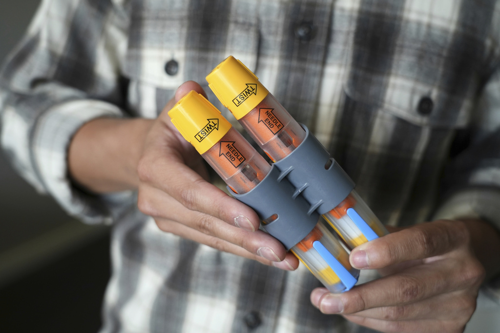 New Suffolk County Law Equipping Police with EpiPens Already Saves a Life New Suffolk County Law Equipping Police with EpiPens Already Saves a Life