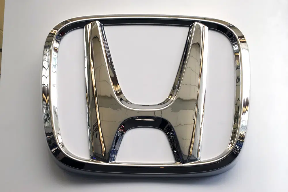 Honda recalls more than 330,000 vehicles due to mirror issue