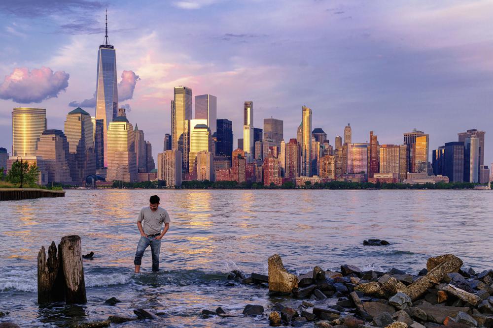 As rising oceans threaten NYC, study documents another risk: The city is sinking