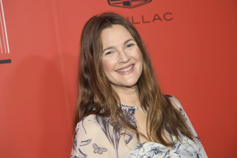 Drew Barrymore and ‘The Talk’ postpone their daytime talk shows until after the Hollywood strikes