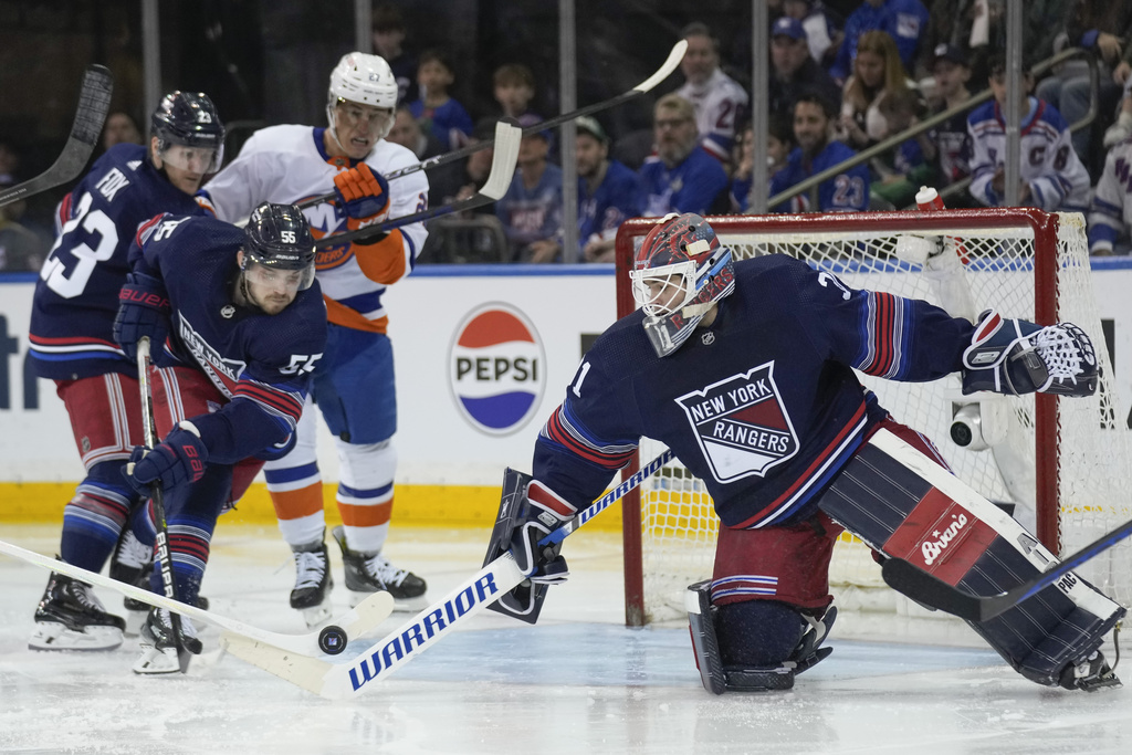 Brodzinski scores go-ahead goal and Rangers top reeling Isles 5-2