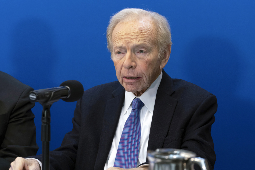 Former Sen. Joe Lieberman, Democrats’ VP pick in 2000, dead at 82