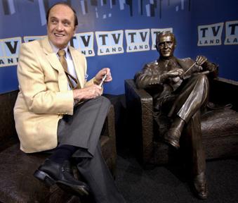 Comedian Bob Newhart, deadpan master of sitcoms and telephone monologues, dies at 94