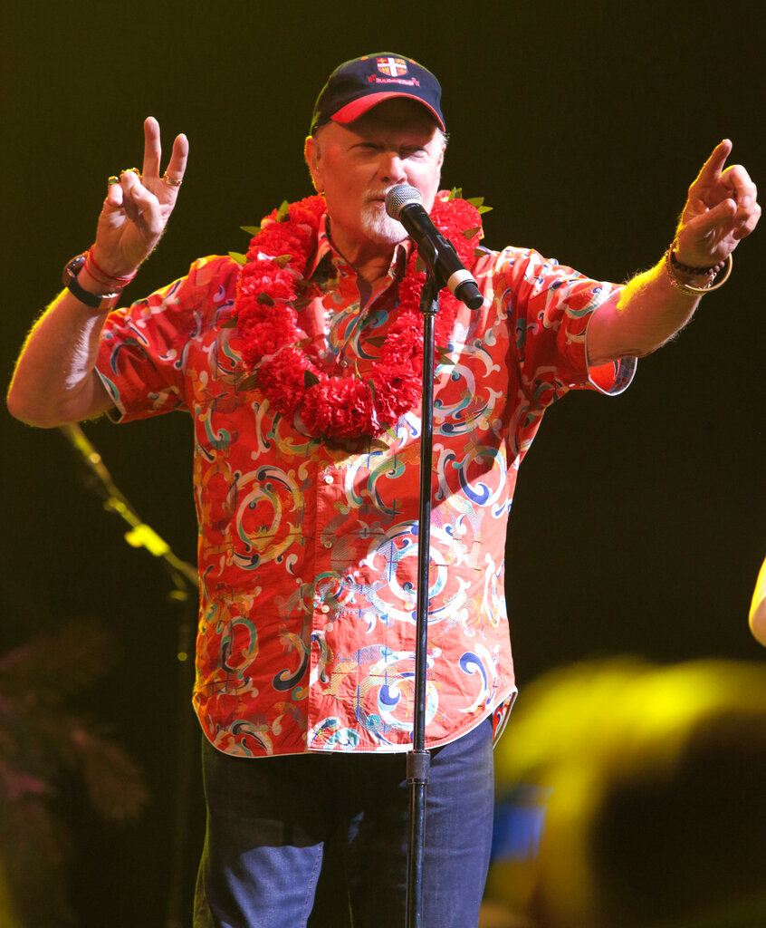 The Beach Boys’ Mike Love on WHLI!