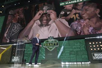 Jets select Missouri offensive tackle Armand Membou with the No. 7 overall pick in NFL draft