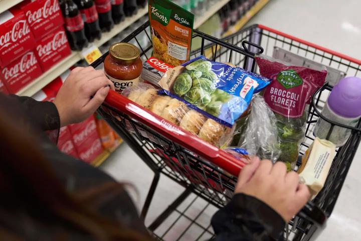 Federal food benefits and preschool aid to run dry starting Saturday if shutdown continues Federal food benefits and preschool aid to run dry starting Saturday if shutdown continues