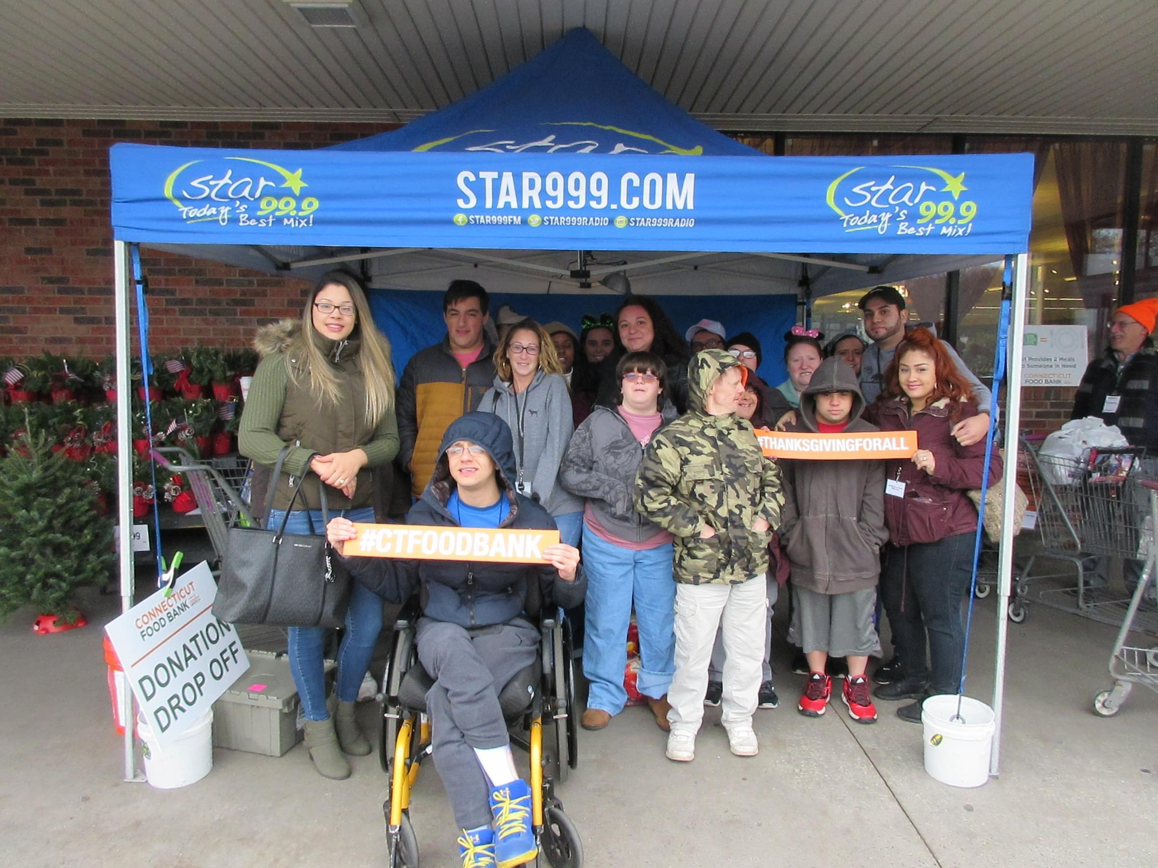 Star 99.9 People’s United Bank Food For Friends Food Drive