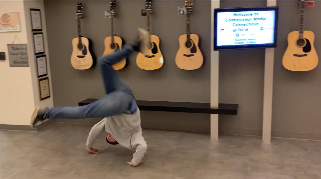 60 Seconds Behind the Scenes- Can Producer Christian do a cartwheel?