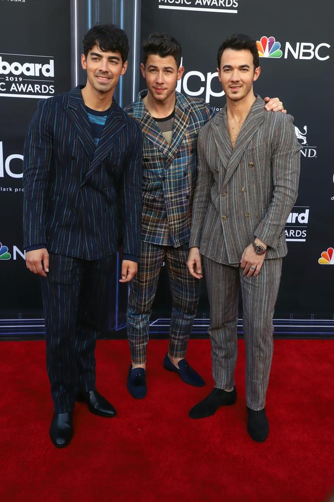 JoBros Try To Stay At Number One To Close Out The Week