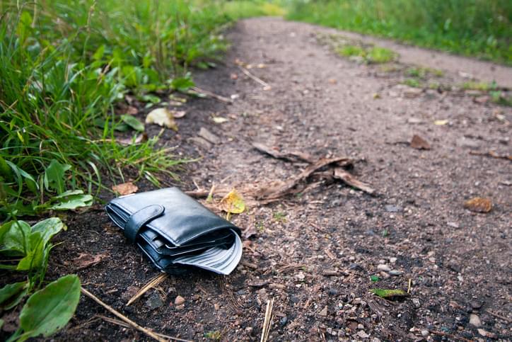 TELL ME SOMETHING GOOD: Kids Find And Return Woman’s Purse After It Was Stolen Three Years Ago