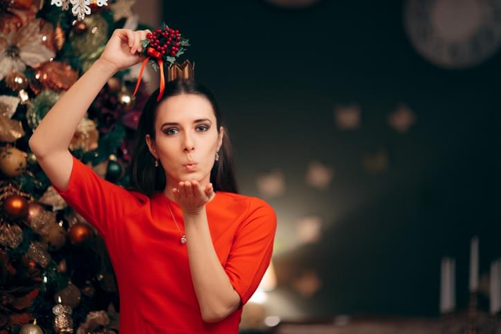 MUNDANE MYSTERIES: Why do we hang mistletoe in the house for Christmas?