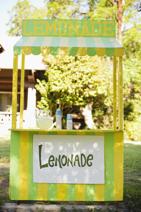 TELL ME SOMETHING GOOD: There’s Always Money and Good Vibes In The Lemonade Stand