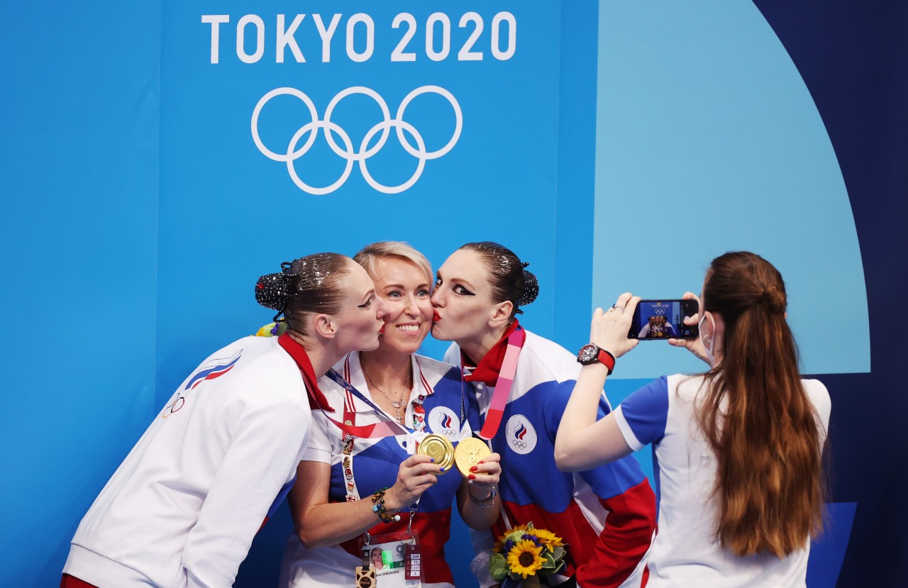 MUNDANE MYSTERIES: Do Olympic coaches get medals too?