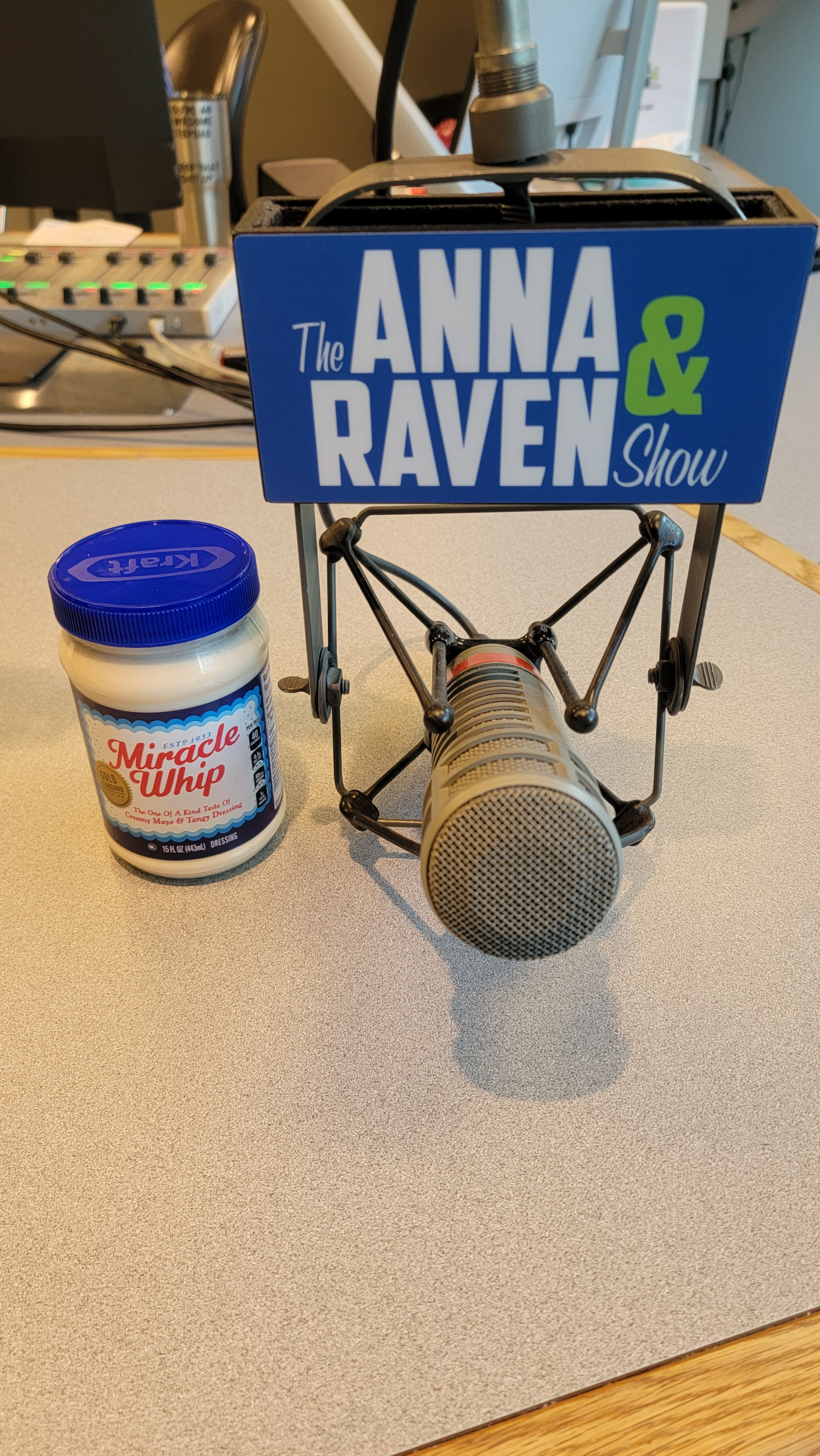 Anna & Raven: The Miracle Whip Debate