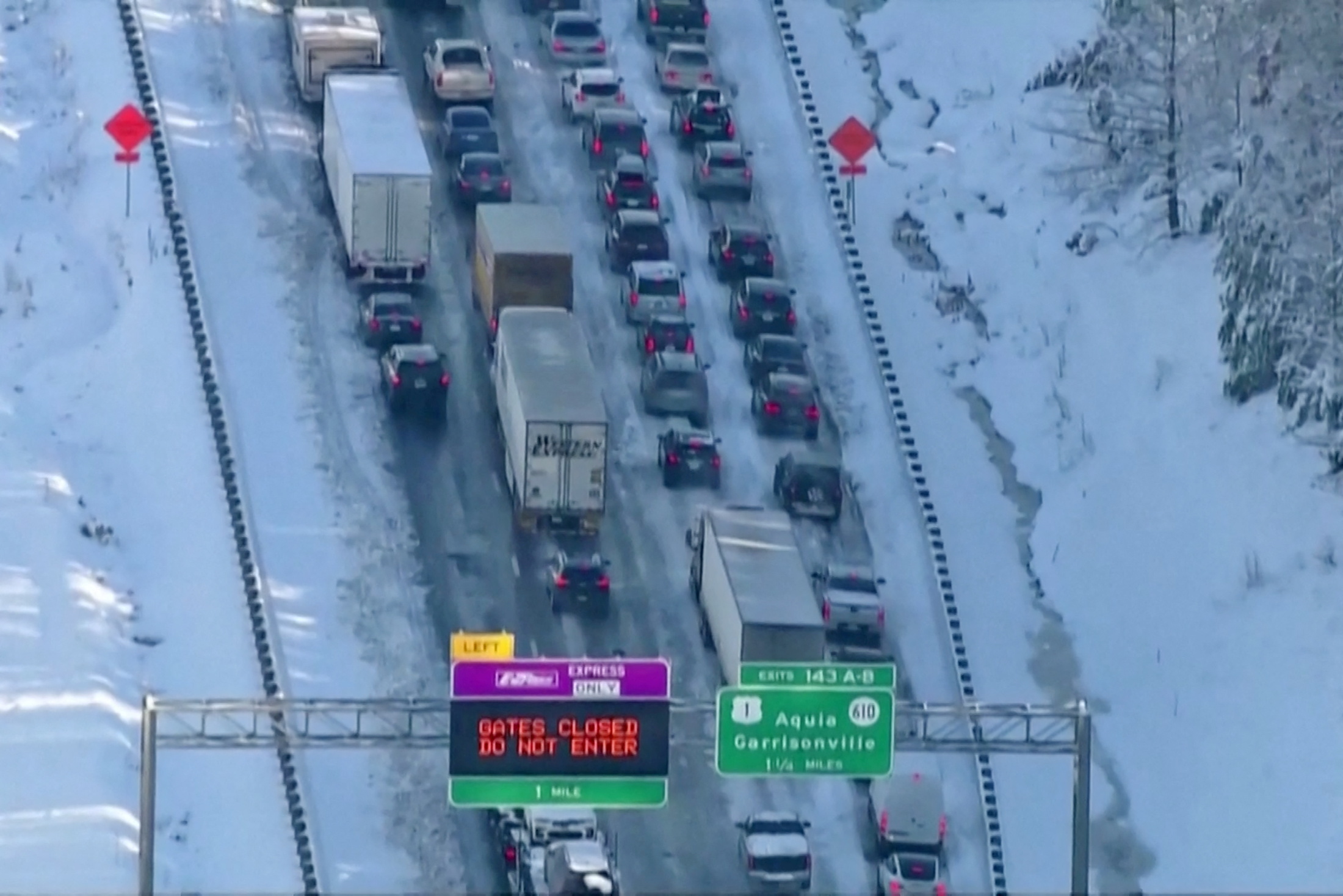 TELL ME SOMETHING GOOD: Connecticut helps out stranded motorists gridlocked on I-95 in Virginia during  crazy snow