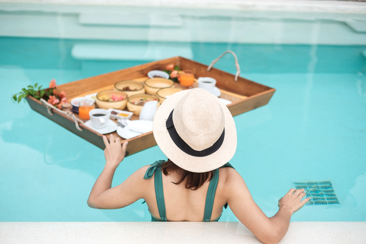 MUNDANE MYSTERIES: Do you really need to wait 30 minutes after eating before you swim?