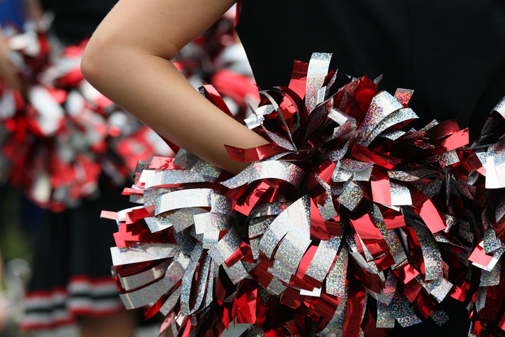 TELL ME SOMETHING GOOD: Cheerleader still competes in state championship alone after entire team quits