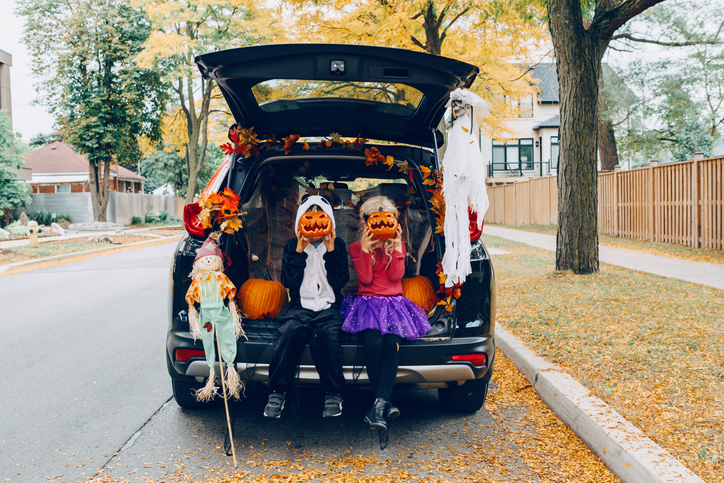 THE FEED: Trunk or Treat, Beasties and Besties, and Harvest Festivals!