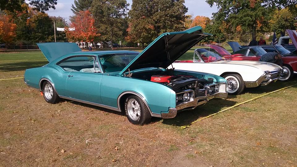 AJ’s Car of the Day 1967 Oldsmobile Delta Custom Hardtop