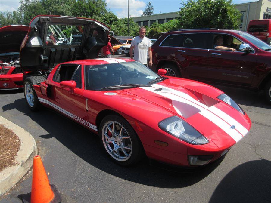 AJ’s Car of the Day: 2005 Ford GT