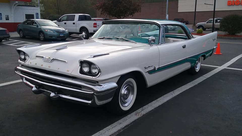 AJ’s Car of the Day: 1957 Desoto Fireflite Sportsman