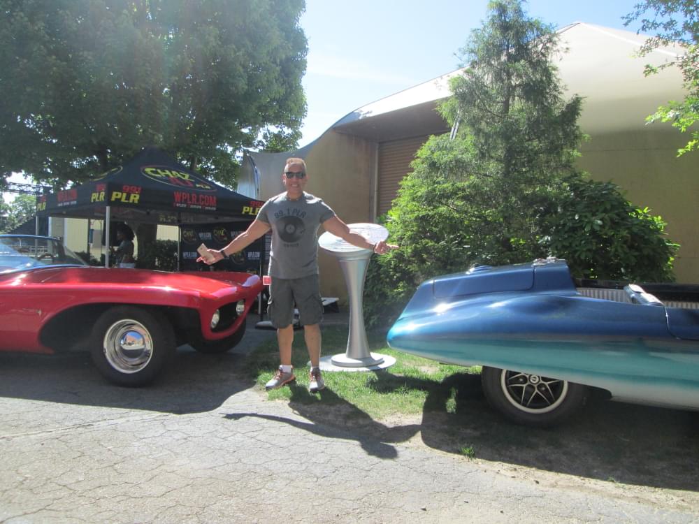 The Maritime Aquarium Auto Show: “Barracudas, Sting Rays & More Show Cars from the Sea.”