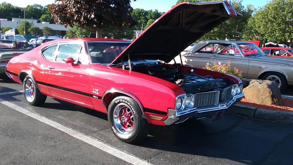 AJ’s Car of the Day: 1970 Oldsmobile 4-4-2 W-30 Coupe