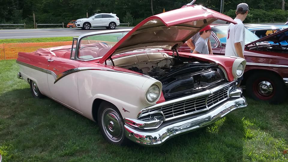 AJ’s Car of the Day: 1956 Ford Fairlane Sunliner Convertible