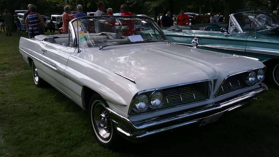 AJ’s Car of the Day: 1961 Pontiac Catalina Convertible