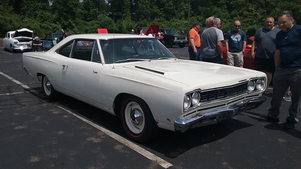 AJ’s “Badass Friday” Car of the Day: 1968 Plymouth 426 Hemi Road Runner Coupe